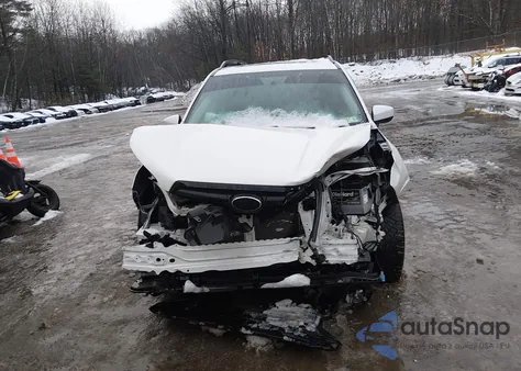 2019 Subaru Forester Premium z USA, uszkodzony, nr VIN JF2SKAGC5KH480695